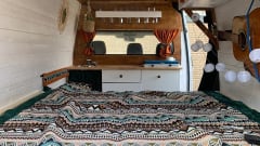 Lilo – 2p Mercedes-Benz bus from 2008