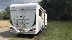 Modern luxury semi-intergraal Camper 4 persons