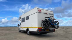 Eura Mobil – Spacious, 6-person family camper from 2003