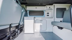 Bob – White & Blue Ormskirk