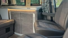 4p Volkswagen bus from 2021