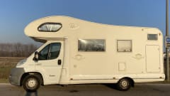 Mobilvetta Camper Attic 6 seats from 2007