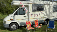 6p Volkswagen alcove from 2002