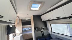 Perfect family motorhome  – 7-persoons Sun Living alkoof uit 2021