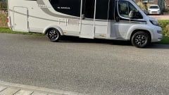 Camper.4000 – Luxury camper - Adria Matrix M 670SC (5 seats)