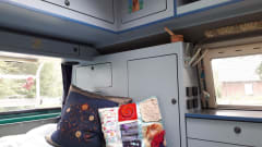 Ootje 2 – VW camper van