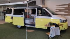 Summer yellow – 4 person campervan with cozy new Woodpecker installation