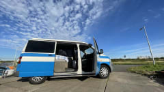 Blastoise – Volkswagen T5 camper van