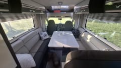 Jenny – 4p Roller Team semi-integrated from 2022