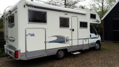 Ons maatje – 6p Adria Mobil alcove from 2004