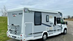 5 person camper| Roller team | Full extras | XL Garage