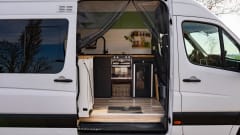 Gigi – 2p Mercedes Sprinter Off Grid (Bed 02m05!)