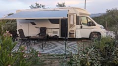 Hotelkamer op Wielen! – Hotel room on wheels! Very beautiful and luxurious Adria Matrix 5 p