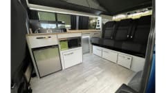 Noah – VW LWB Campervan 4 berth