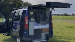 Fiat campervan uit 2010 met 2 slaapplaatsen - slaap waar je maar wilt!
