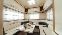 AFP 747 – Roller team 747 6 Berth 2025