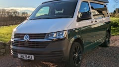 Vanziet – Custom Converted 4 Berth T6 - perfect for your next adventure 