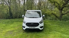 Henry – 4 berth Ford campervan 