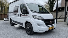 Soestdijk – 2 person bus camper from 2017, Roller Team Livingstone Prestige