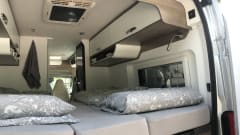 Luna de Plata – Fully equipped, state-of-the-art box van