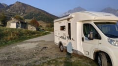 Lovely Camper – Cabinet
