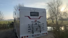 Millie – Spacious beautiful family mobile home 5 people (Driver's license B) 170 HP