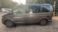 California – VW California 4Motion 2024 – Premium Camper Van Rental