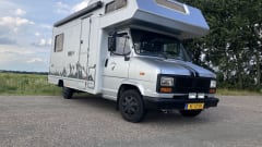 Spacious Peugeot alcove camper