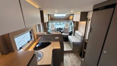H630 – 3p LMC Tourer H630 semi-integrated from 2024