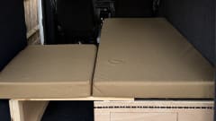 Campervan Stealth a 2 posti letto