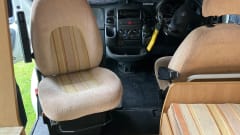Connie – Fiat Alcove met 4 slaapplaatsen uit 2004