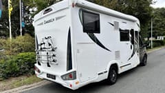 Go explore – Luxury camper with automatic transmission and 170 hp, full of options