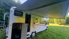 Sunlight – Luxury 6 berth Sunlight A72 ~ 6 seatbelts ~ 8 seats ~ HUGE SPEC
