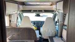 Camper 5P met large kingsize bed
