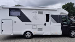 Casita on Wheels –  Luxury 4/5p Sun Living semi-integrated from 2022 off-grid