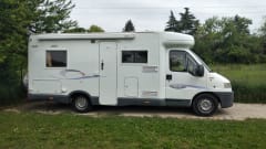 Semi-integrale 4 posti con letto alla francese