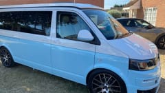 4 berth Volkswagen bus from 2012