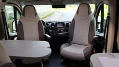 Luxury Mobilvetta Admiral 5.1