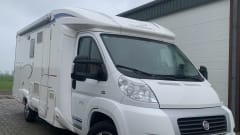 beautiful spacious camper with xxl garage
