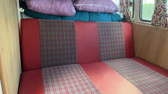 2p Volkswagen campervan uit 1994