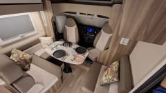 5p Roller Team semi-integrated uit 2025