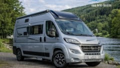 Luxury Karmann Davis 600 campervan (2022) with twin beds