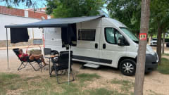 Citroën buscamper + twee E-steps !!! – Still available for the long Ascension weekend!!