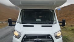 Rascals – Ford mansardato a 6 posti letto del 2017