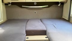 2p knaus, automaat, lengtebedden, airco 2022