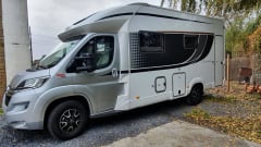 New Bürstner motorhome for 4 people