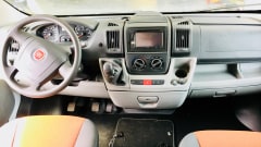 Fiat rimor 5 P with air conditioning for rent