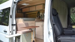 La Via – Camperbus Nissan NV400 L2H2 2personen gerenoveerd in 2023