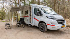 Almost new compact Sunlight (Hymer) type V66 with complete inventory