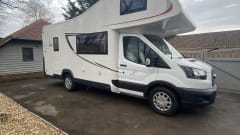 Fabulous Roller Team Zefiro 675 6 berth motorhome